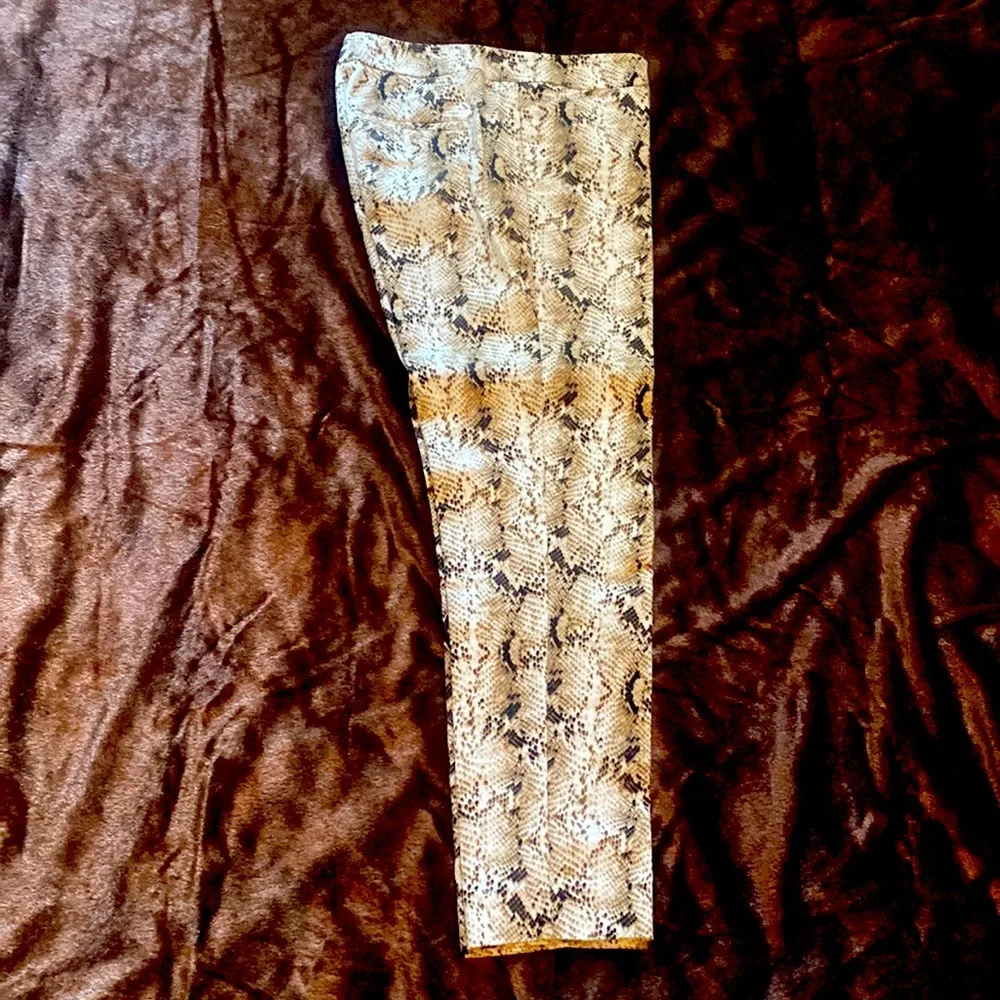 Snake print ankle pants - Picture 1 of 4